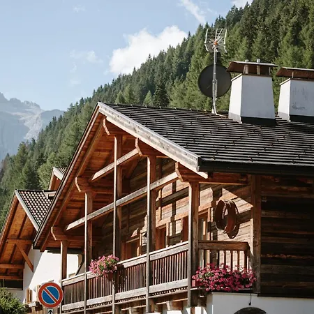 Isgla Apartment Selva di Val Gardena