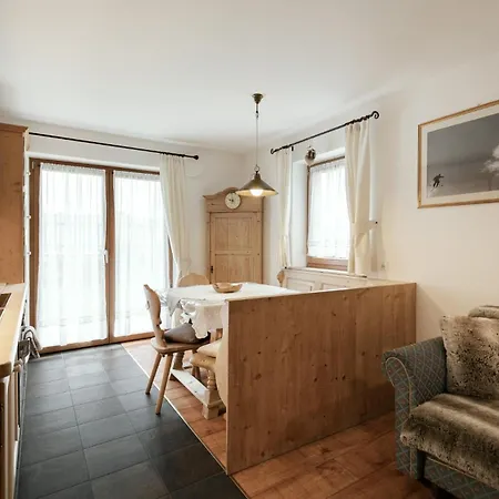 Isgla Apartment